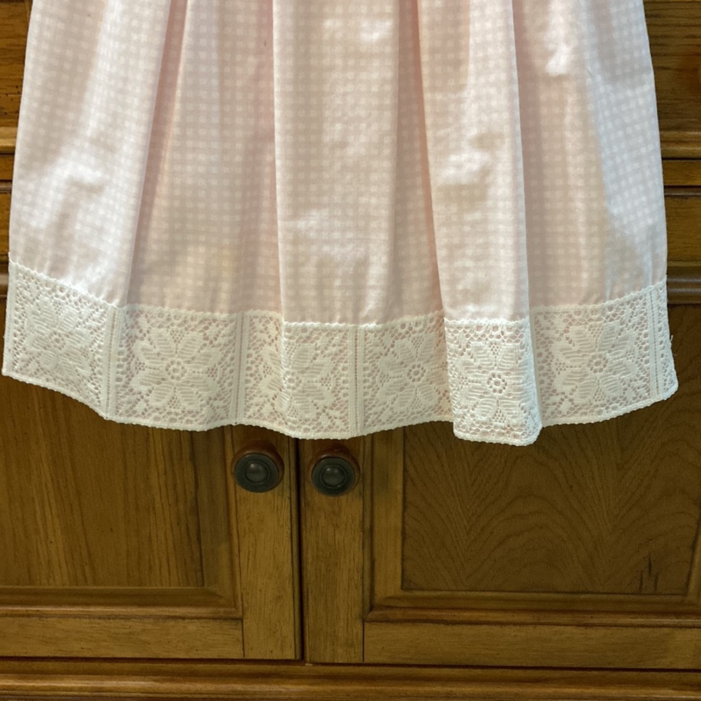 Vintage, Girls Size 6, pink checked dress with built in slip. - Picture 5 of 8